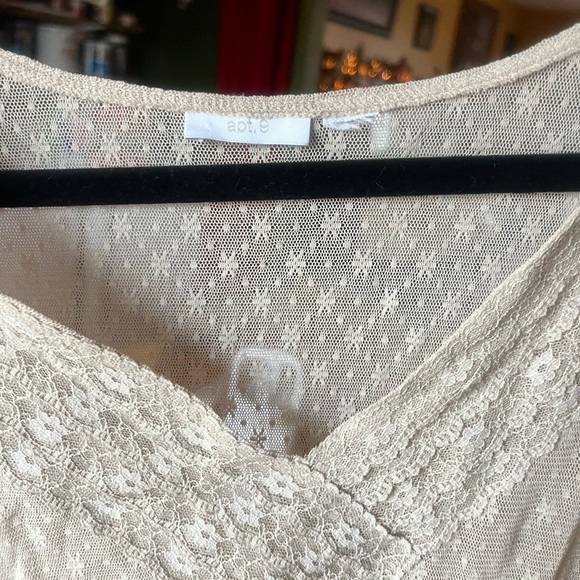 Apt 9 size unknown but probably large or xl! It fits on my xxl/2xl body - Picture 2 of 4